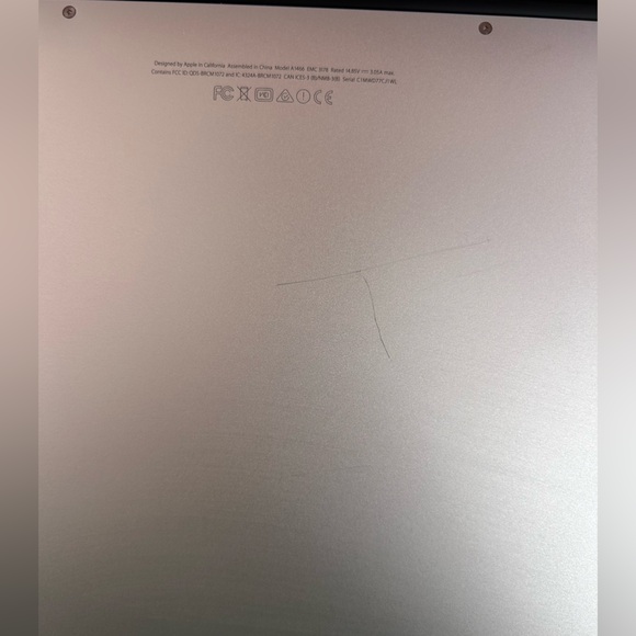 Apple MacBook Air - Picture 5 of 8